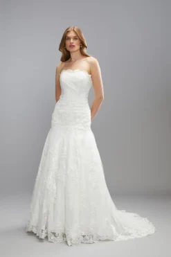Coast Premium Lace Sweetheart Fishtail Wedding Dress With Full Skirt